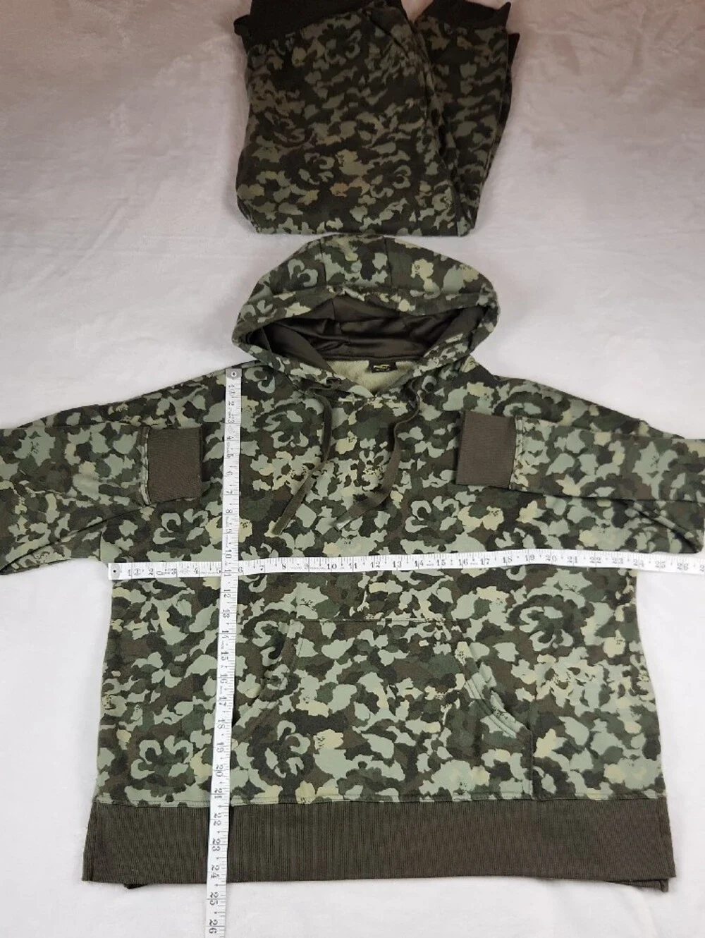 Women's Green Camo Hoodie & Jogger Set - Cozy Pullover Sweatshirt Size XL
